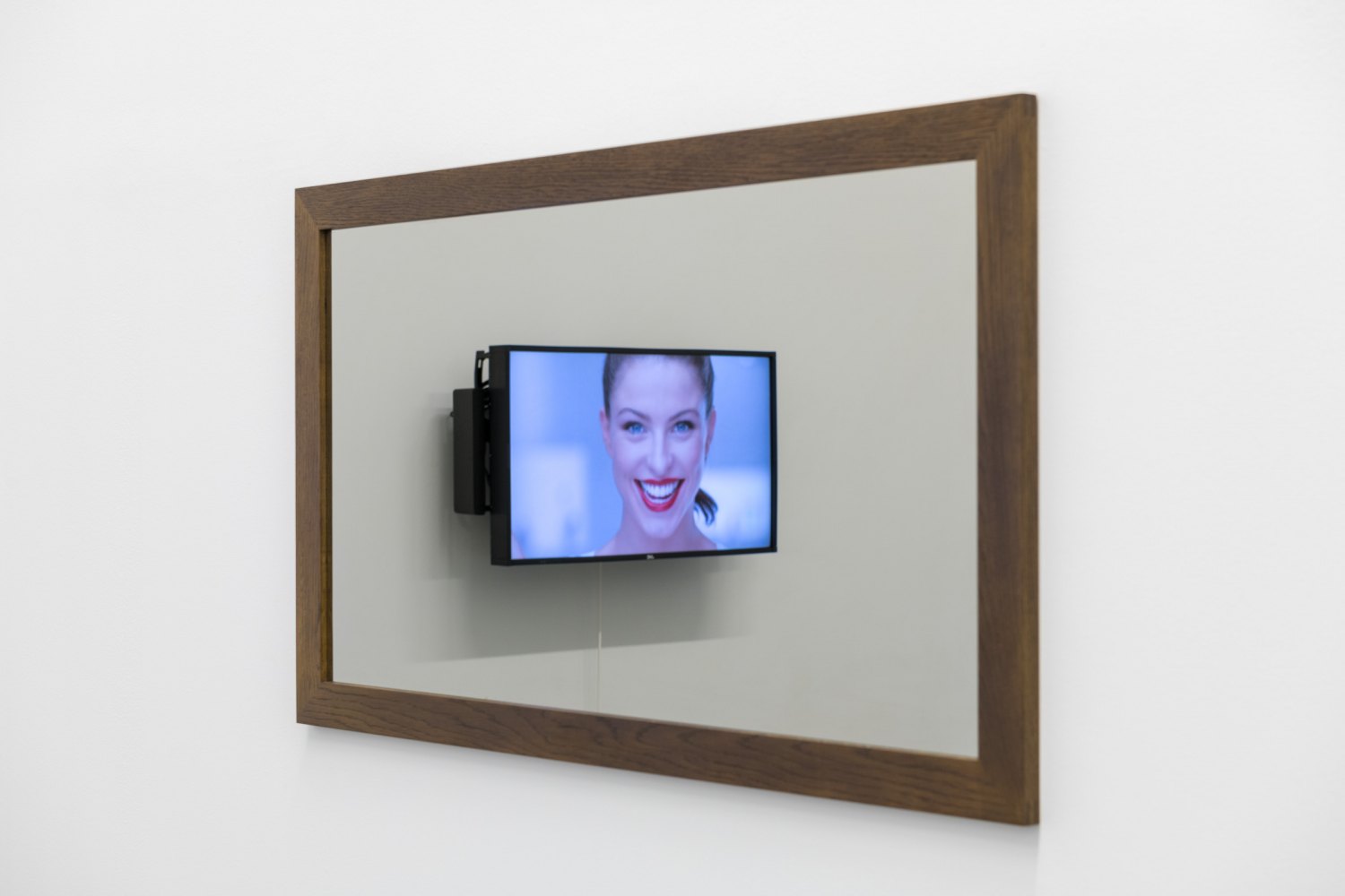 Daniel Pflumm  Untitled, 2019 Spy mirror chrome, 6 mm, framed  