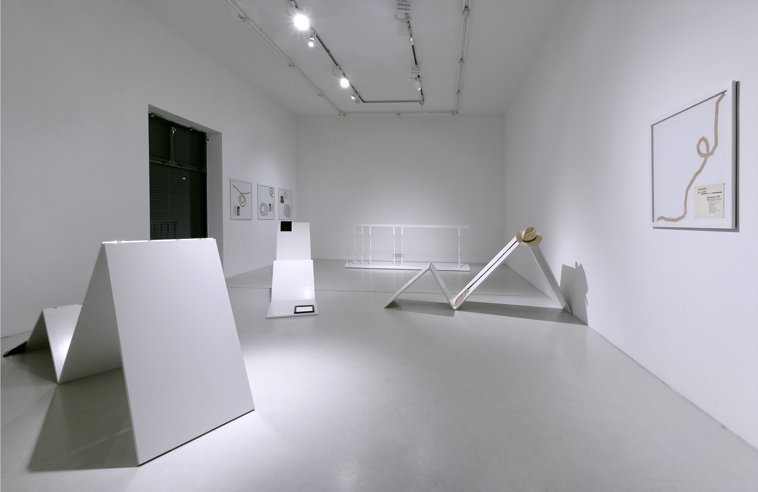 Tom Burr Complete Break Down Installation view, Galerie Neu, Berlin, 2005