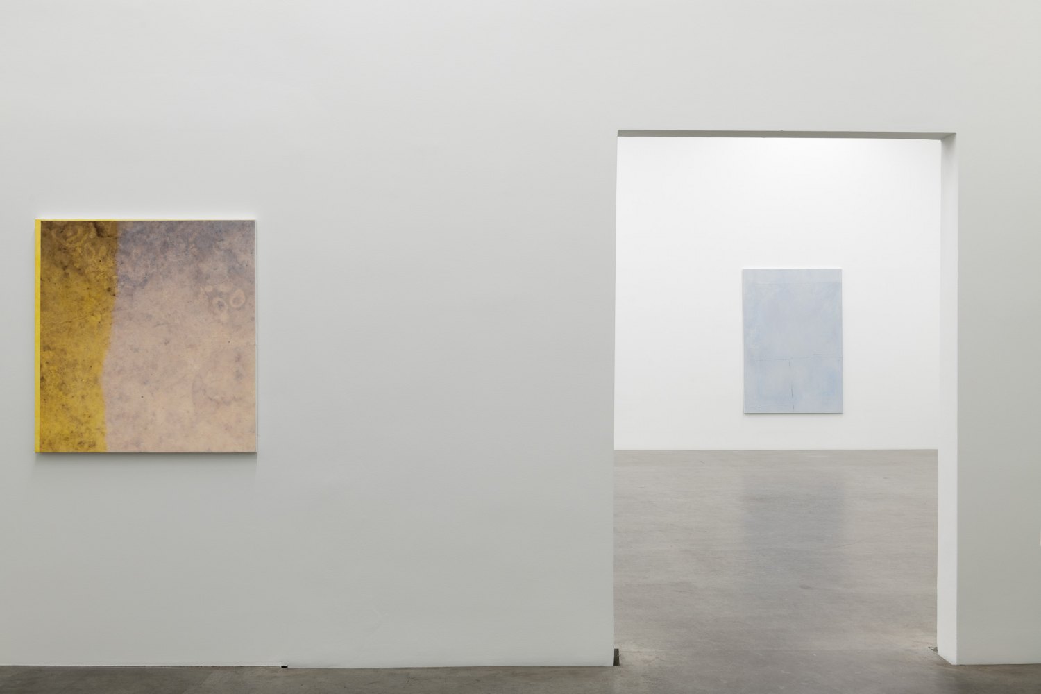 Installation view, Sergej Jensen, Abstract Paintings, Galerie Neu, Berlin 2020