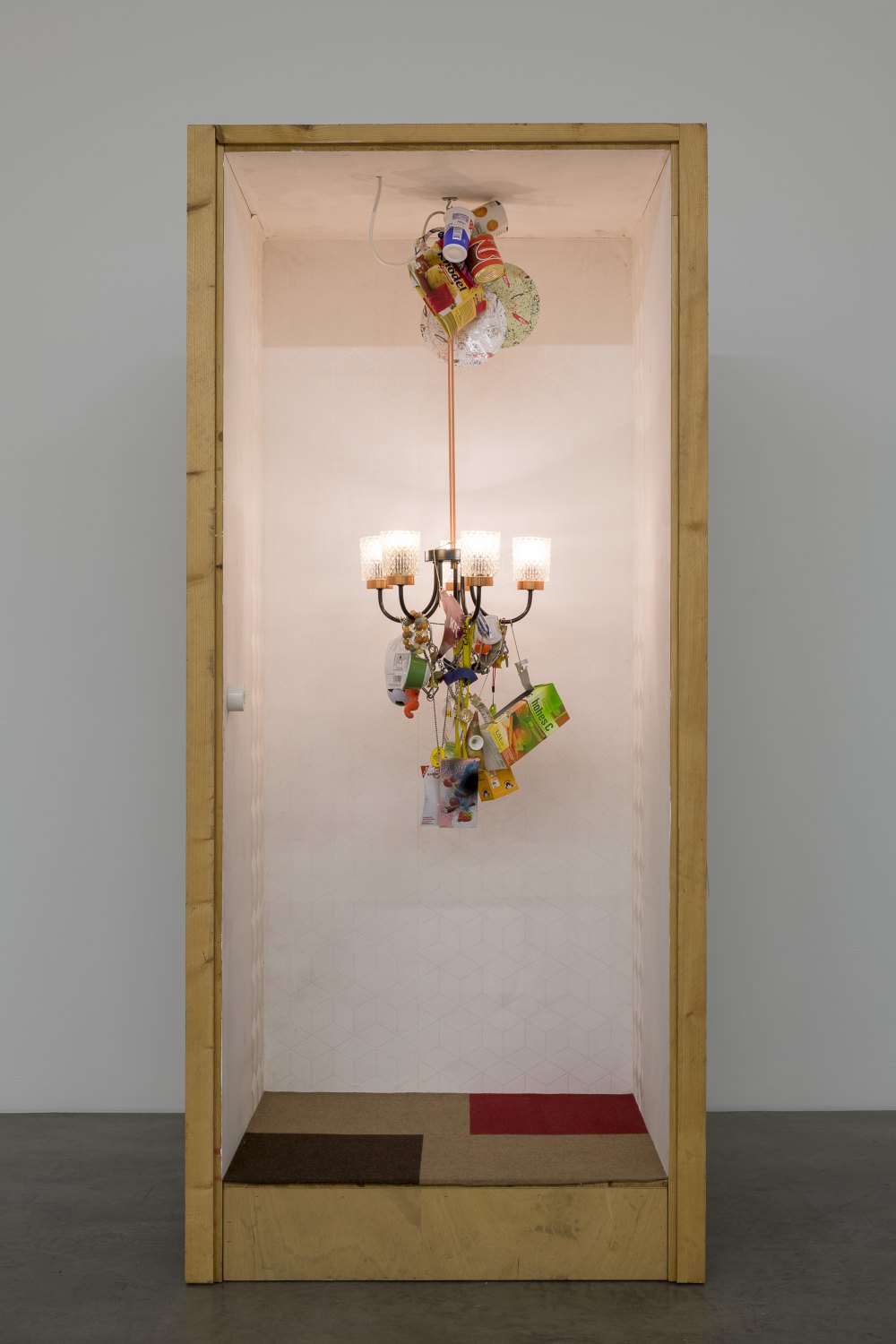 Manfred Pernice Bianca, 2010 wooden crate, carpet, wallpaper, lamp, electric chord, various found materials 234 x 105.5 x 85 cm