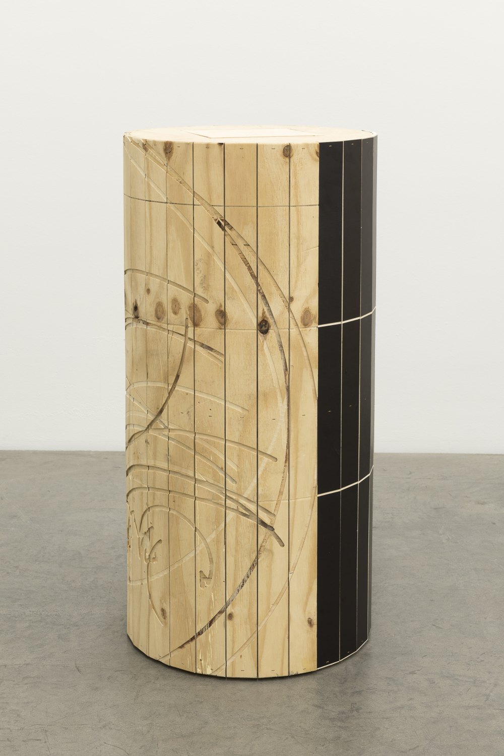 Manfred Pernice Tristan, 2021 Wood, color varnsih h = 98, ⌀ = 49 cm