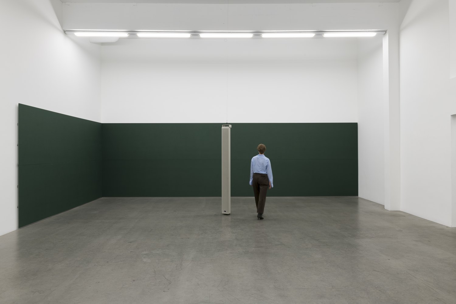 Installation view, Florian Hecker, Templextures, Galerie Neu, Berlin 2022