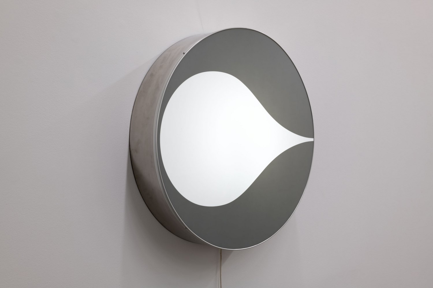 Daniel Pflumm Untitled (Cargill), 2002 Lightbox, ⌀ 88cm x 16 cm