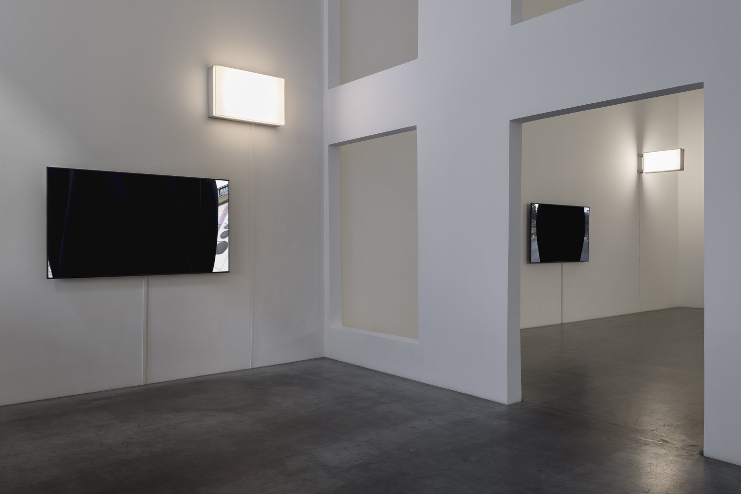 Installation view, Klara Lidén, (0, 0, 0), Galerie Neu, Berlin, 2023