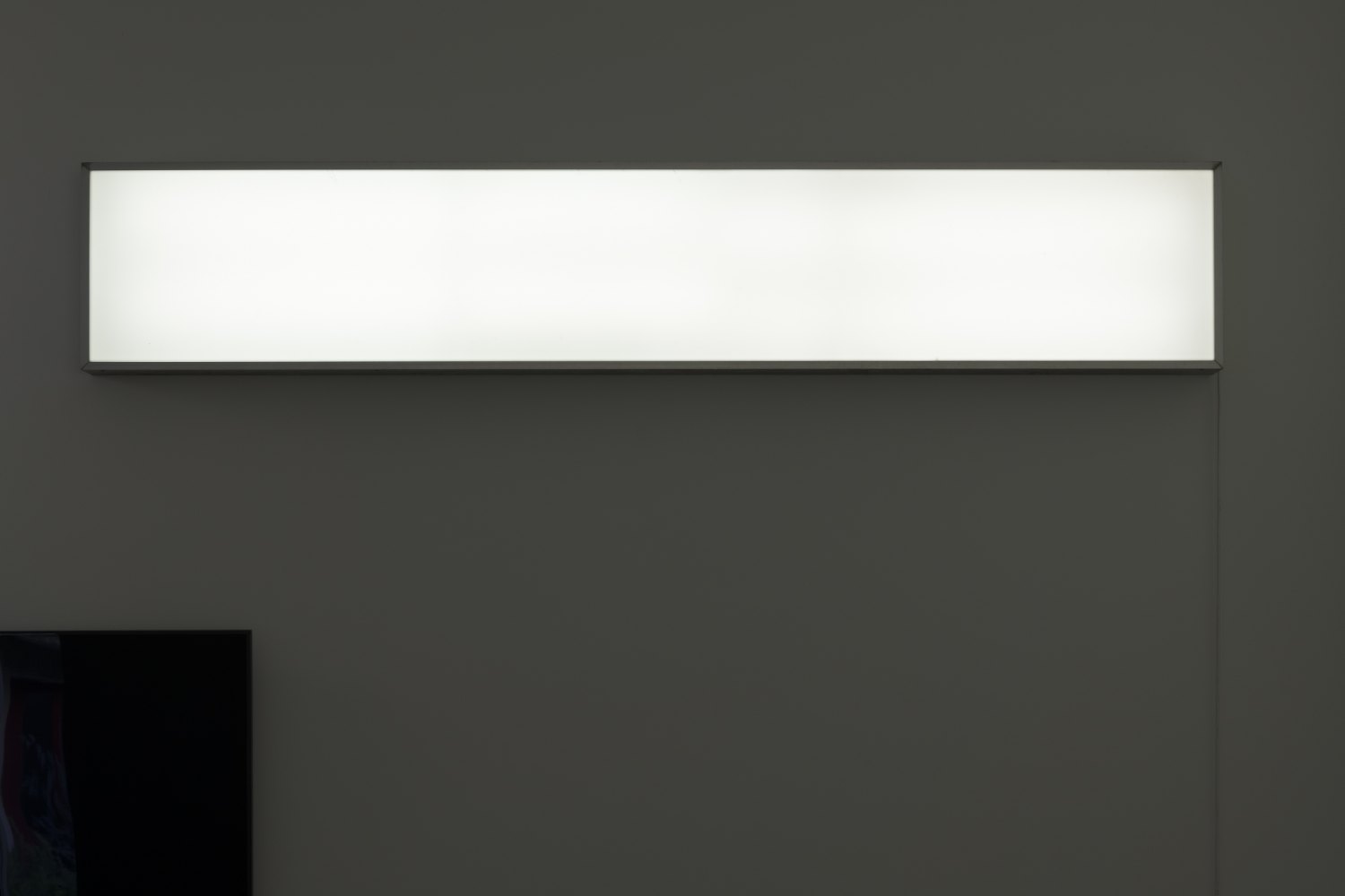 Klara Lidén Untitled (Lightbox 275), 2023  Neon, metal, plastic  50.5 x 275 x 15 cm 