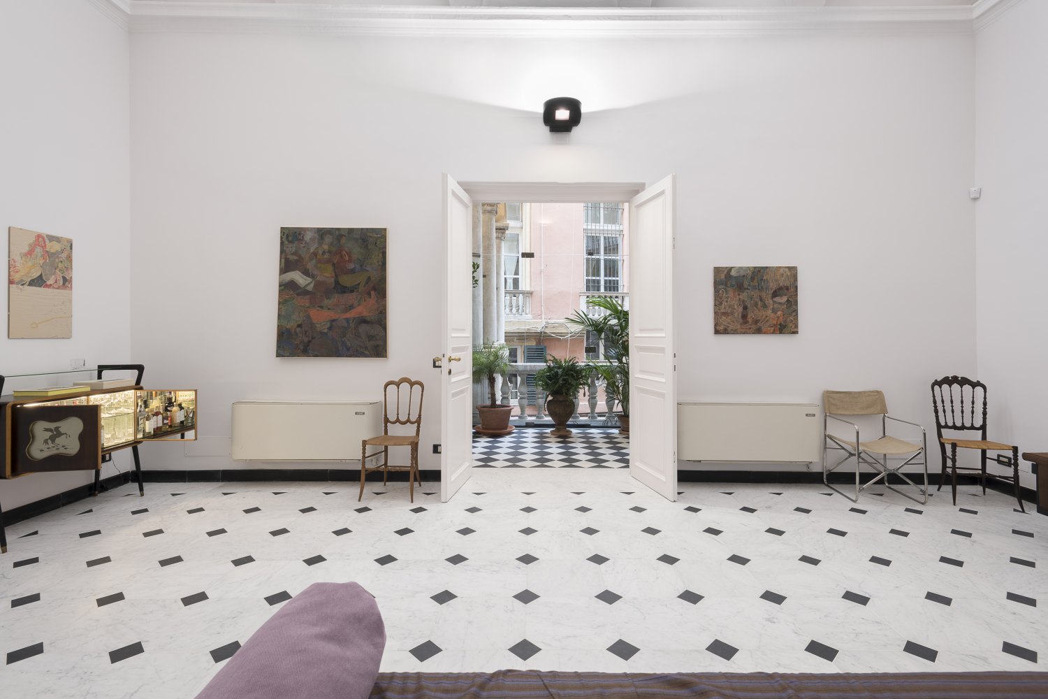 Installation view, Kai Althoff, di costole, nervi delle volpi, 2024