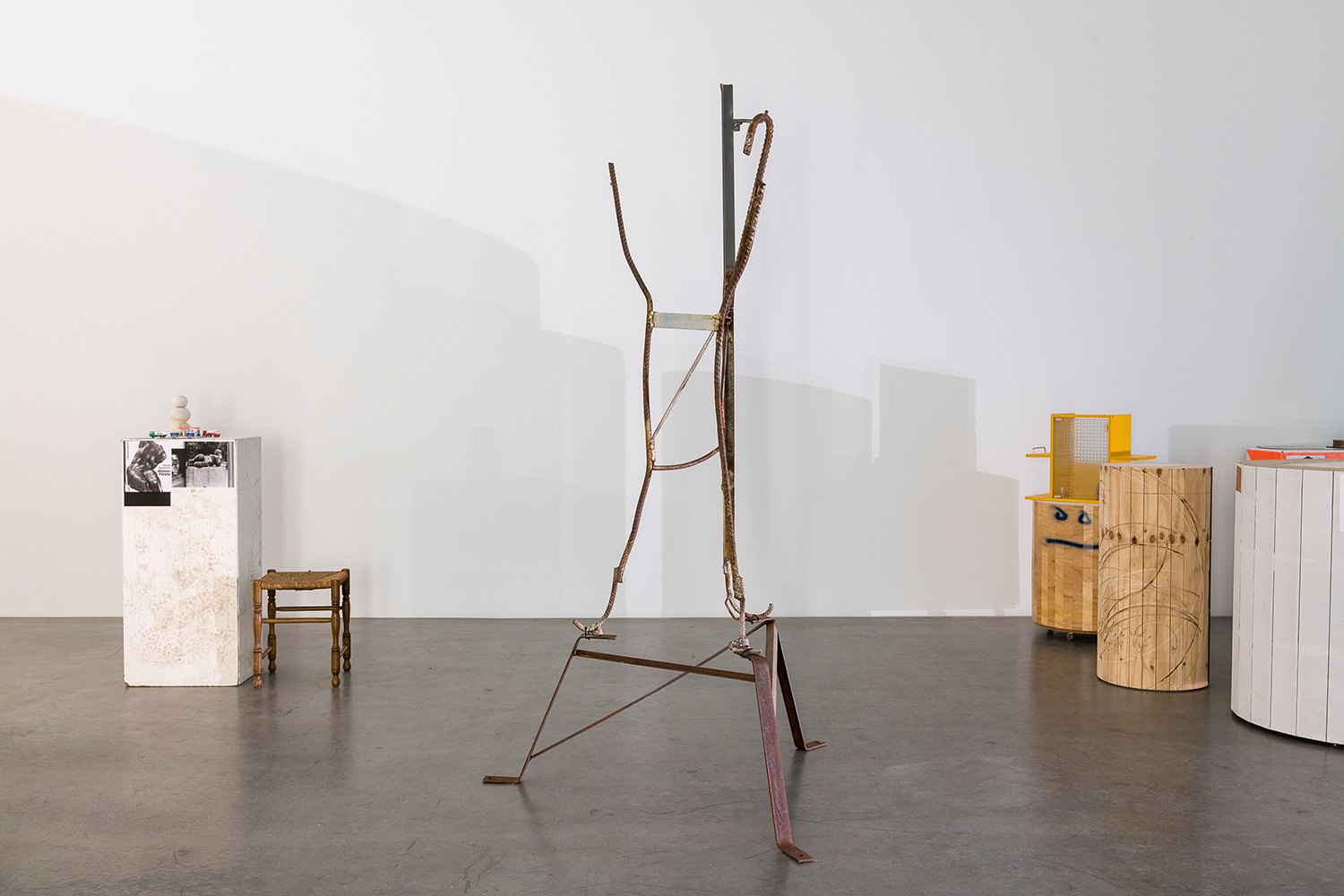 Installation view,&nbsp;accrochage, Galerie Neu, Berlin, 2021