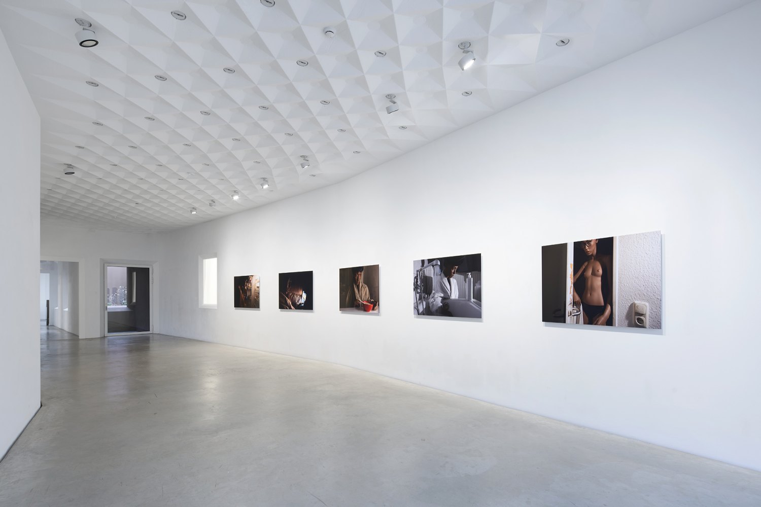 Installation view Atiéna R. Kilfa, Modelling Life, Z33, Hasselt, 2025