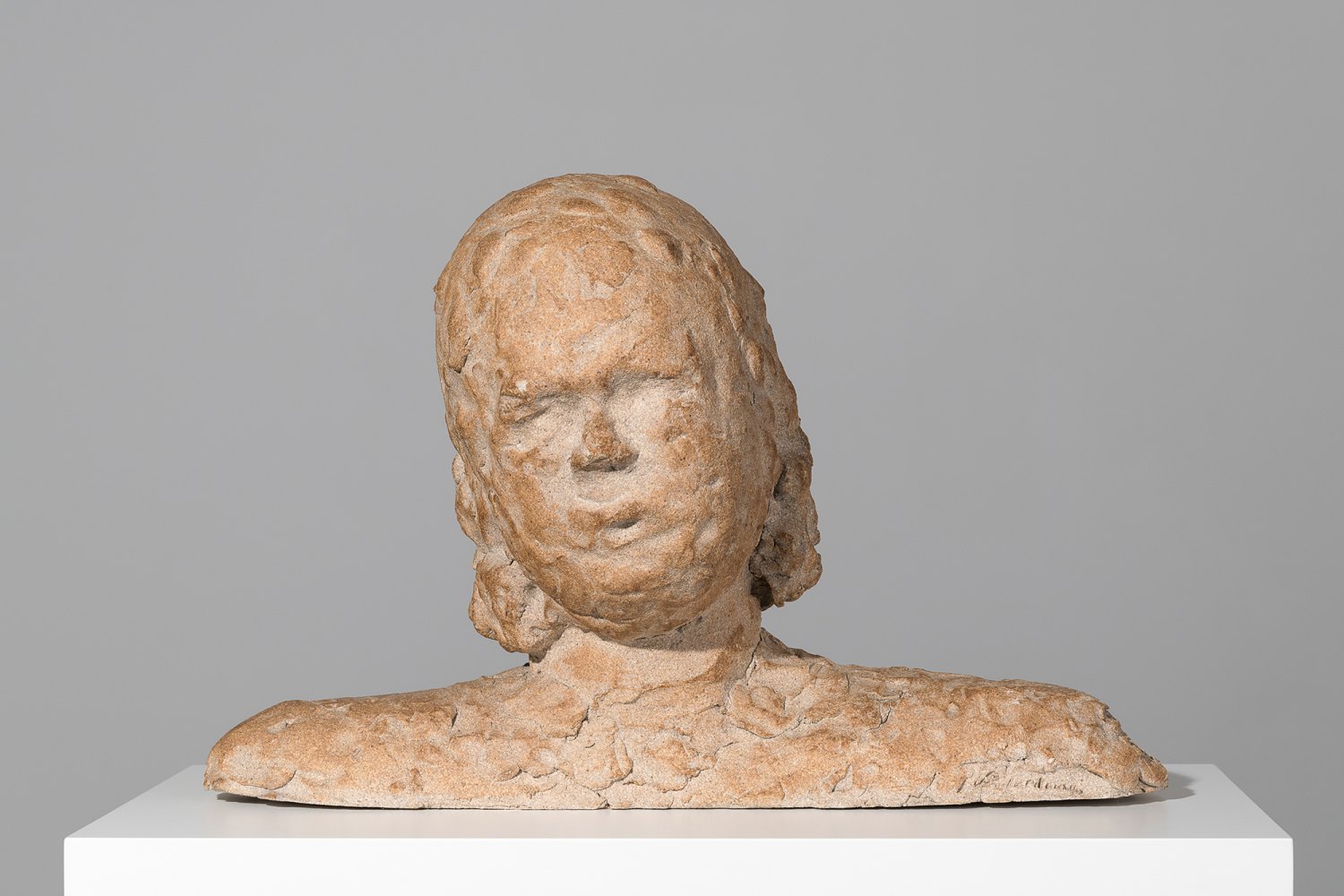 Grant Falardeau Craig, 2024 high-fire ceramic 34 x 55.5 x 23.5 cm