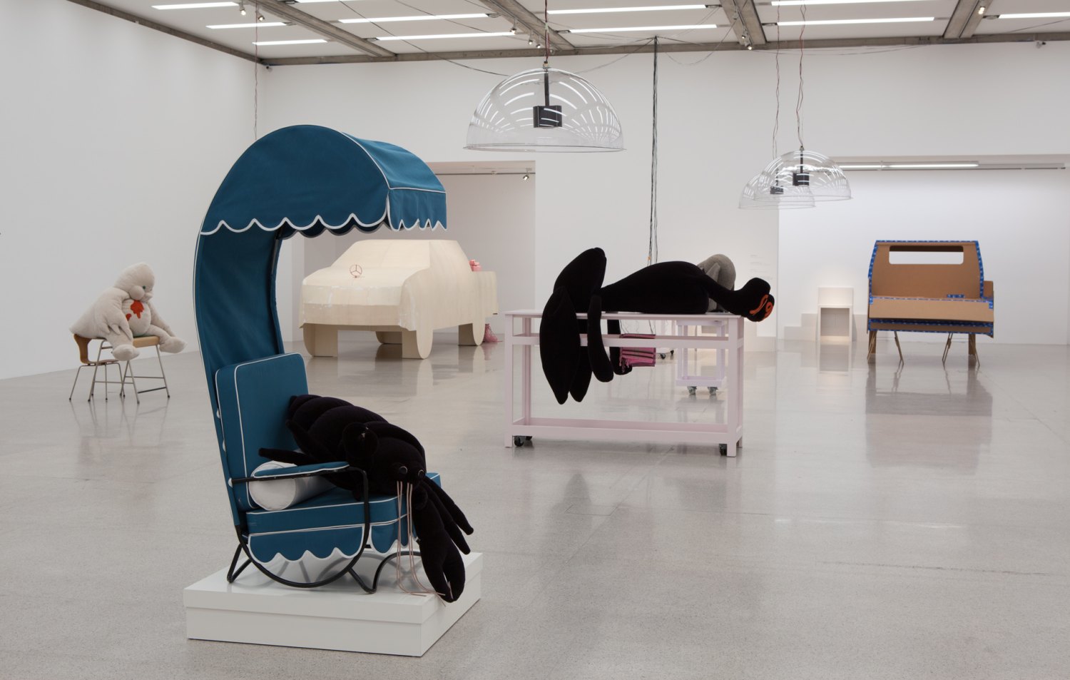 Cosima von Bonin HIPPIES USE SIDE DOOR. DAS JAHR 2014 HAT EIN RAD AB Installation view,, Mumok, Vienna, 2014