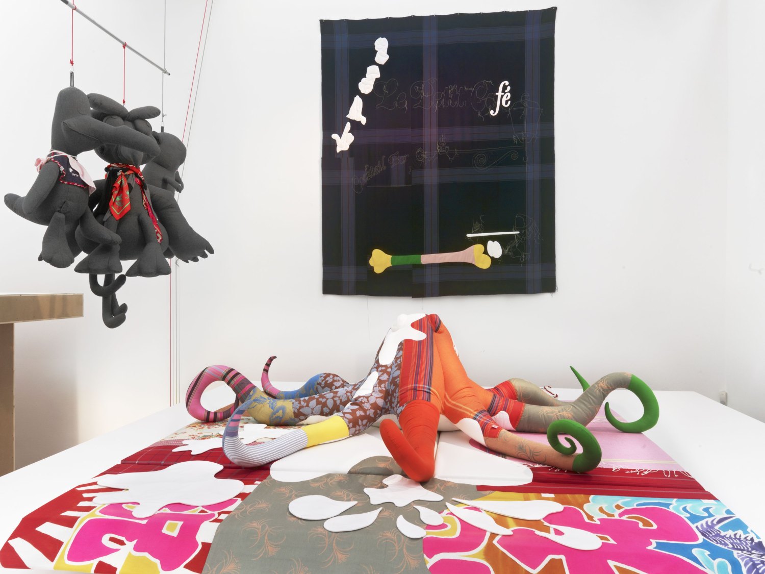 Cosima von BoninThe Lazy Susan Series, Cut! Cut! Cut!, Loop #04Installation view, Museum Ludwig, 2012