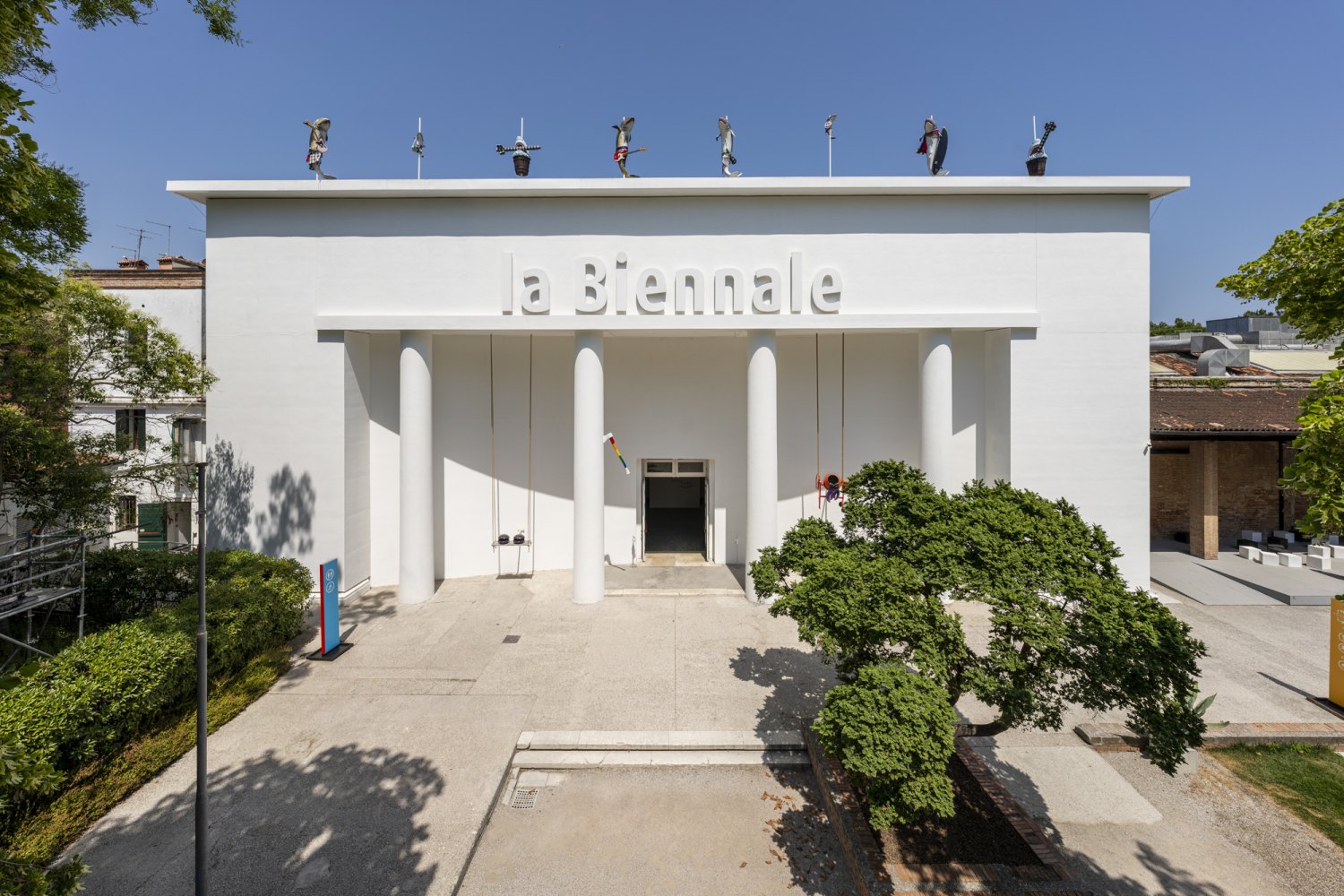 Cosima von Bonin, The Milk of Dreams Installation view, La Biennale di Arte, Venice, IT, 2022