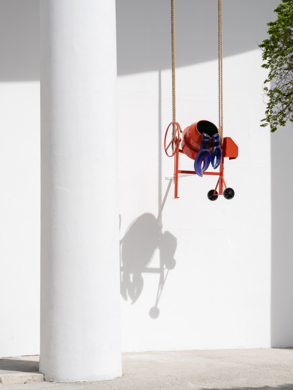 Cosima von Bonin,The Milk of DreamsInstallation view, La Biennale di Arte, Venice, IT, 2022