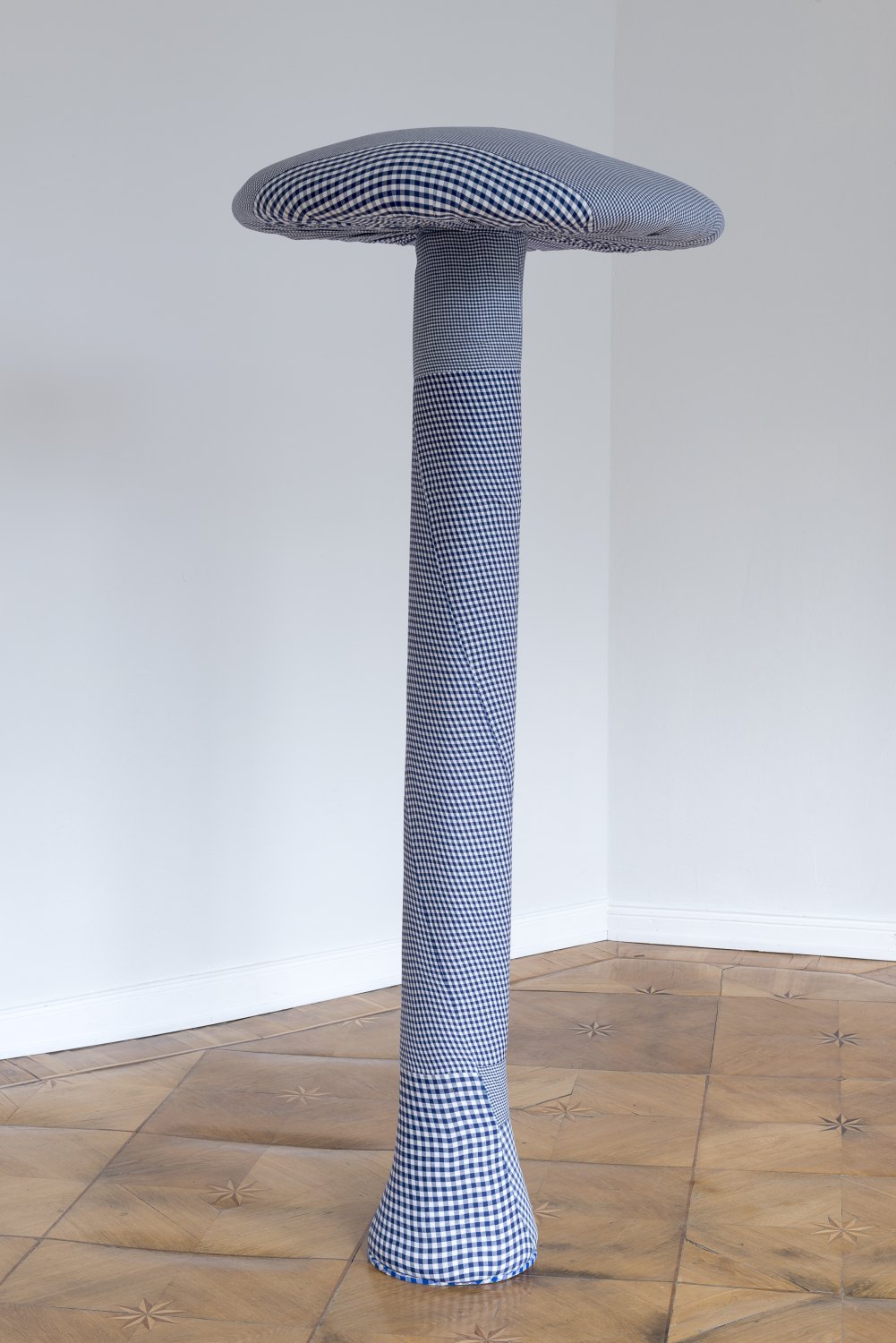 #20, 2000Cotton, foam, wood, plexi glassh = 215,&nbsp;⌀ = 95
