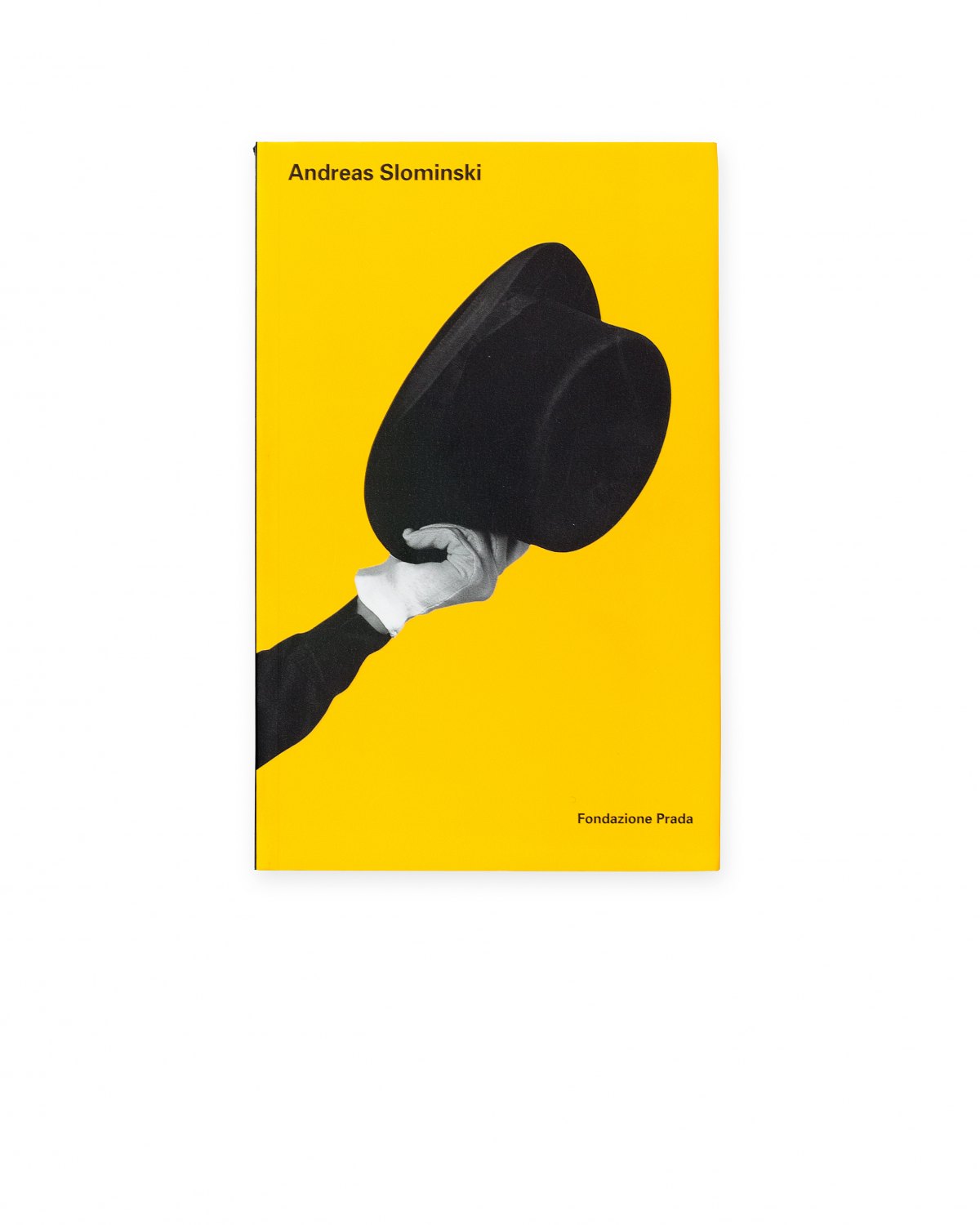 Andreas Slominski. Fondazione Prada  ed. by Germano Celant, Catalogue, Fondazione Prada, Milan 2006, 224 p.  ISBN 978-8-88702-934-5