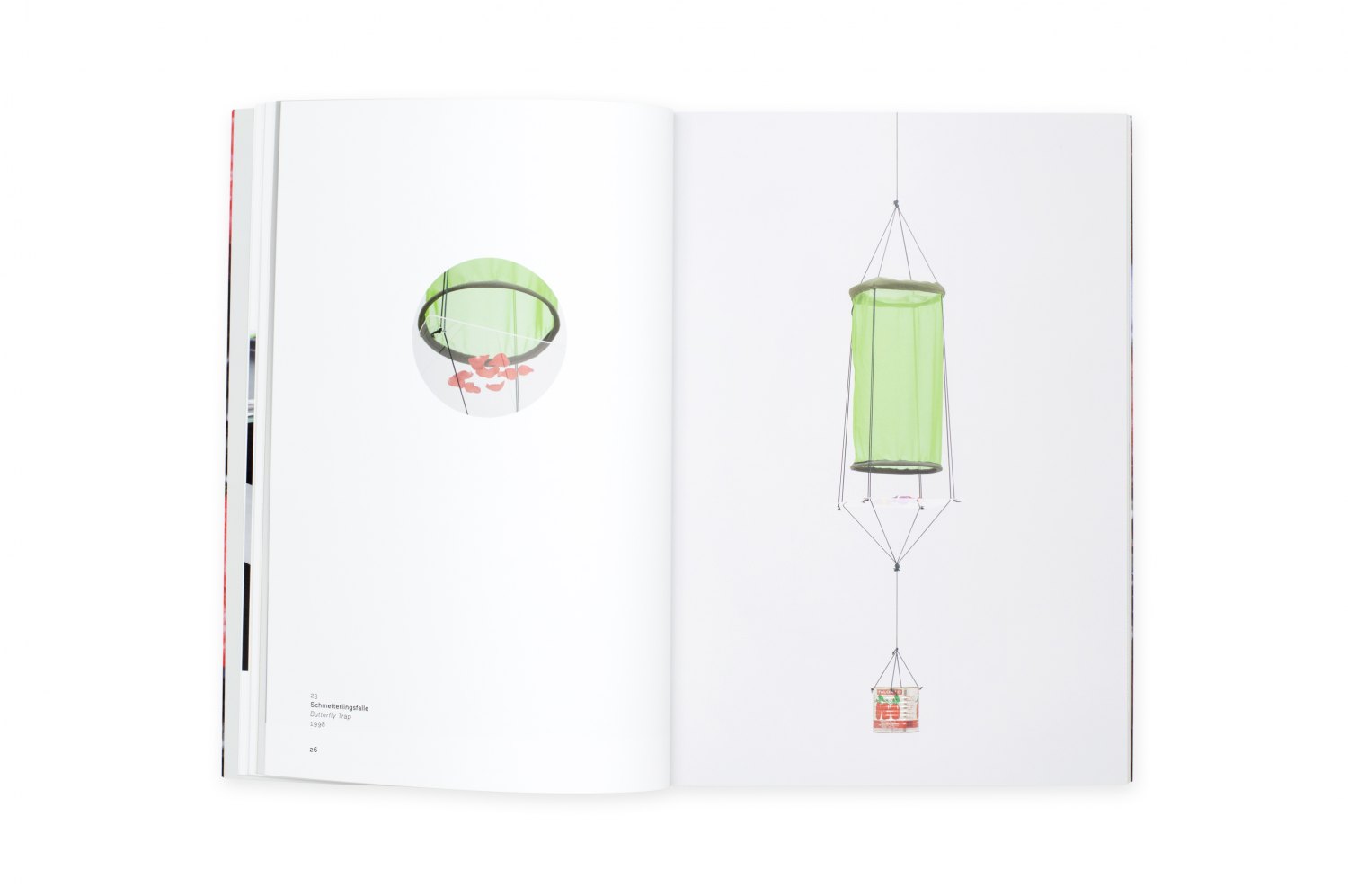 Andreas Slominski, Sammlung Holtfrerich Catalogue, Kunsthalle, Bremen 2014, 136 p.  ISBN 978-3-89770-443-5