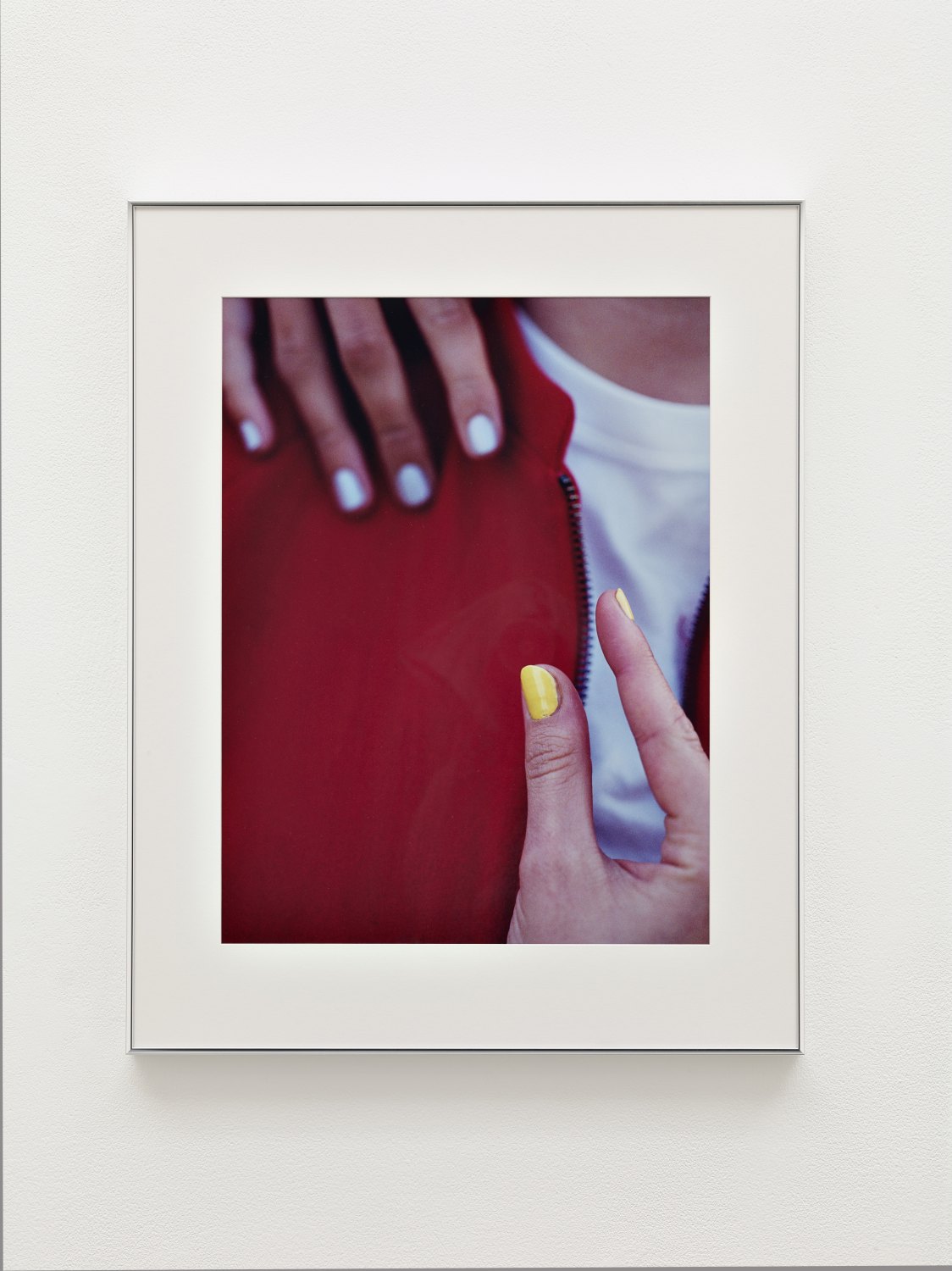 Josephine Pryde   Für Uns 3, 2014    C-Print,  60 × 40 cm   